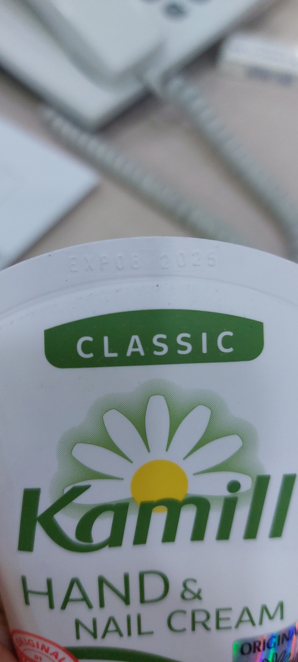 카밀 핸드 앤 네일 크림 클래식 구매 후기 이미지